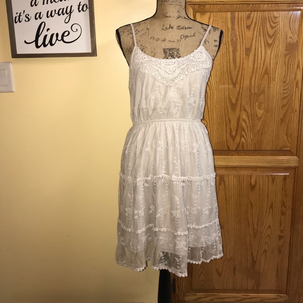 It’s Pink lace cream dress large adjustable strap